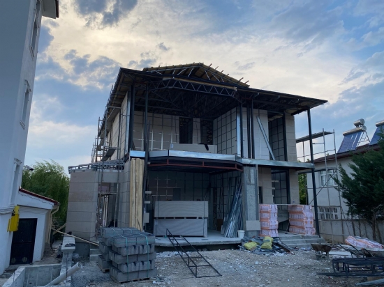 280 m² Çift Katlı GazÇelik Ev 